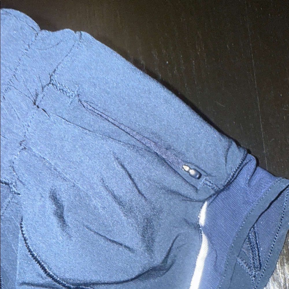 Lululemon Hotty Hot High-Rise Short - Picture 4 of 6